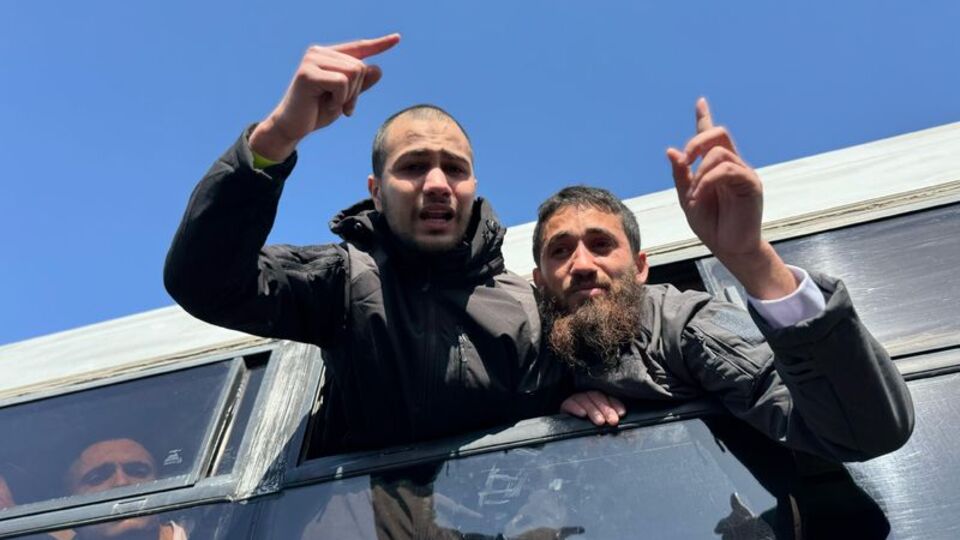 İsrail 369 Filistinliyi serbest bıraktı