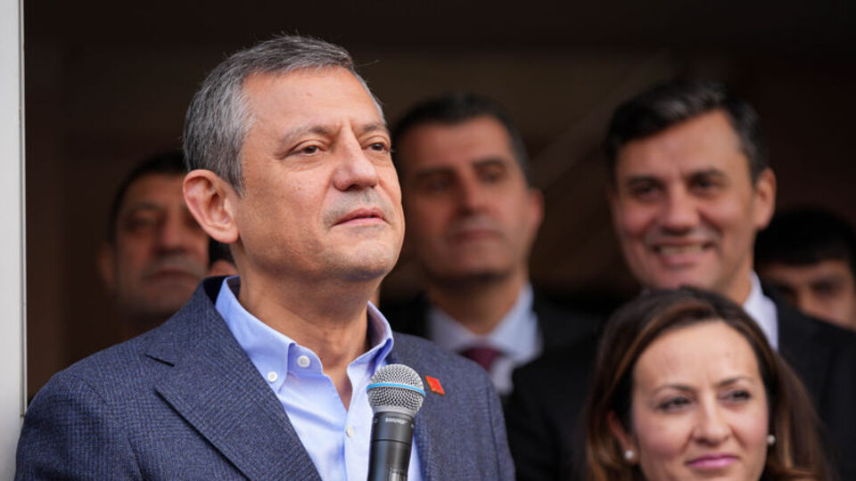 Özgür Özel, Van için heyet görevlendirdi