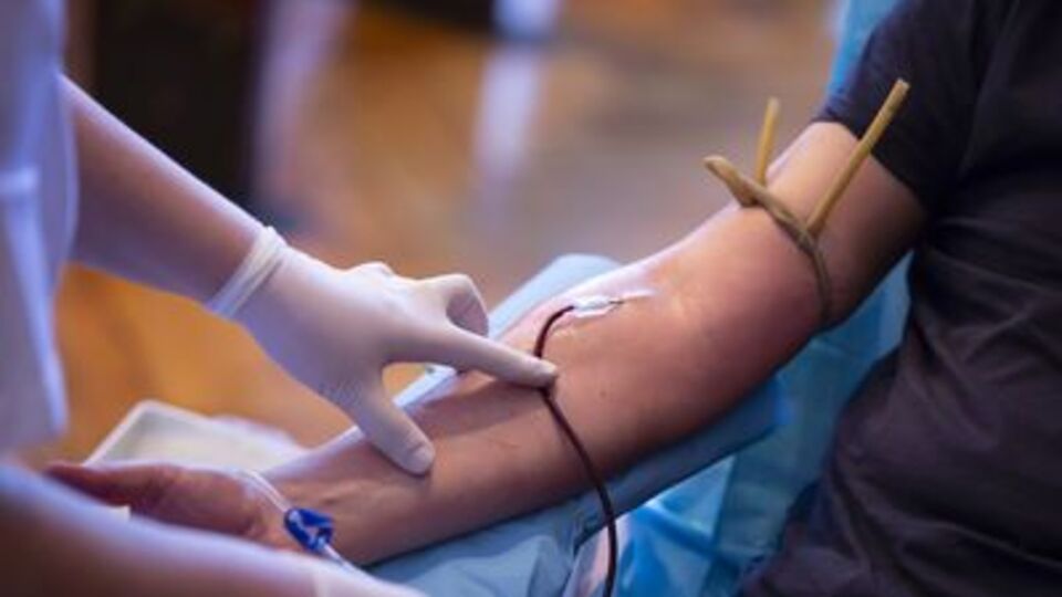 Kan tahlili orucu bozar mı?