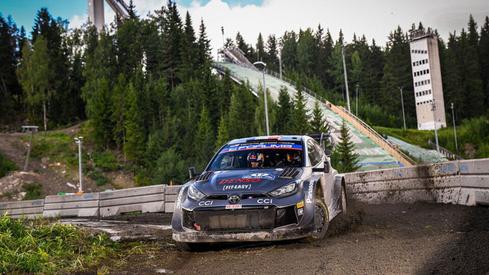 WRC'de İsveç Rallisi'ni Evans kazandı