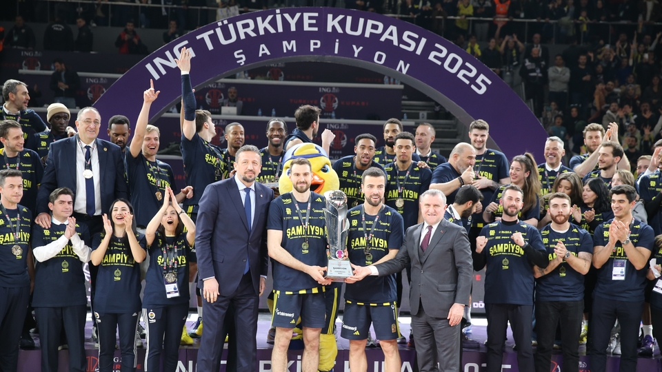 Basketbol Türkiye Kupası'nda şampiyon Fenerbahçe Beko!