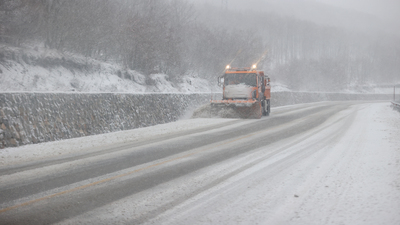 Trakya bembeyaz! Sağanak yerini kar yağışına bıraktı