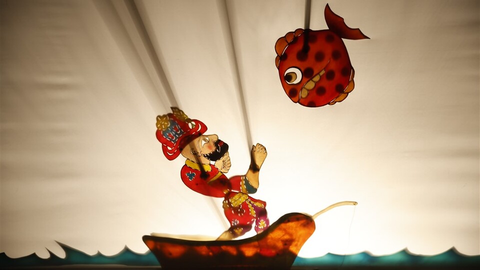 İki tiyatro oyunu ENKA Sanat sahnesinde