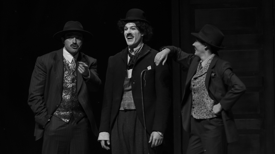 17 varis onaylı 'Chaplin'