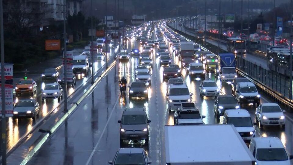 İstanbul yağmur trafiği