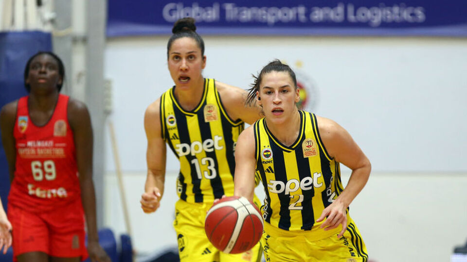 Fenerbahçe Opet'te hedef final!
