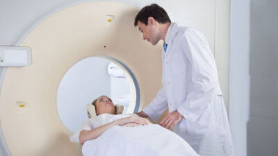 MR çekilmeden önce yemek yenir mi?