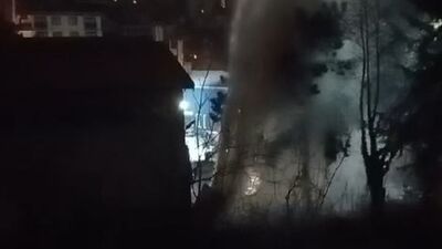 Depo patladı, sokağı su bastı