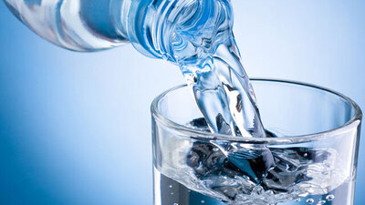 Yanlışlıkla su içmek orucu bozar mı?