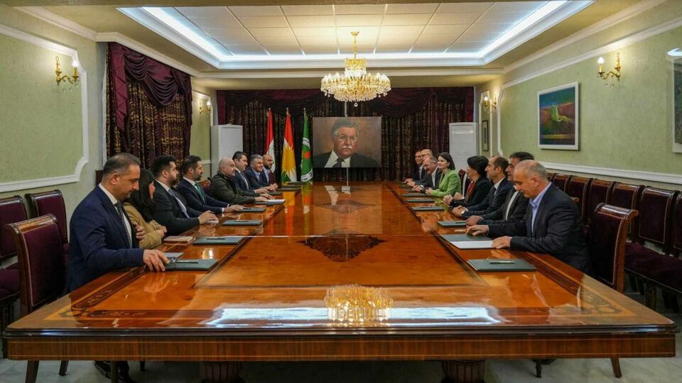 DEM heyeti, Talabani ile görüştü