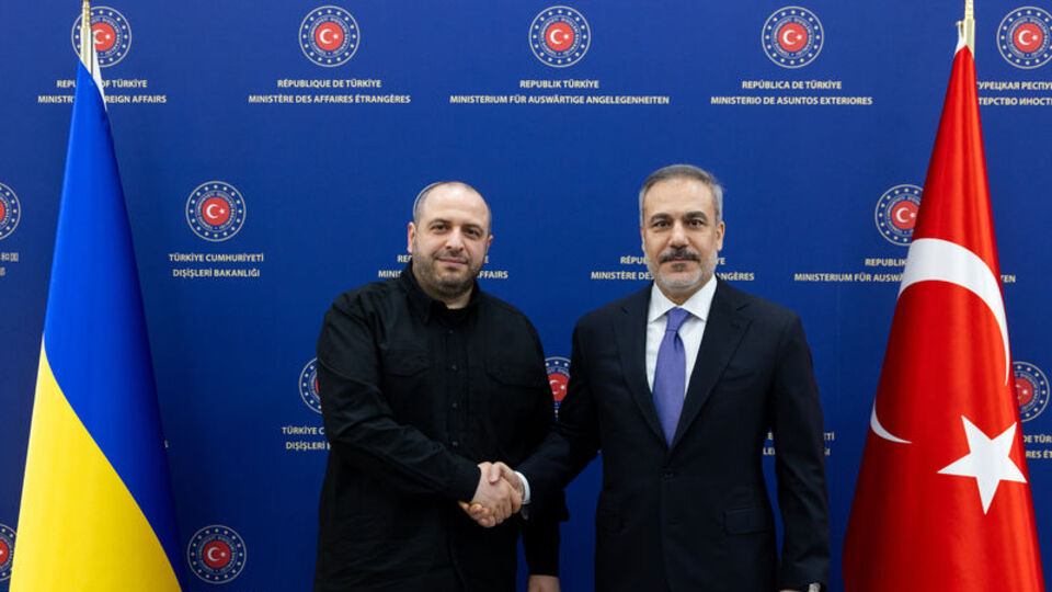 Bakan Fidan Ukrayna Savunma Bakanı ile görüştü