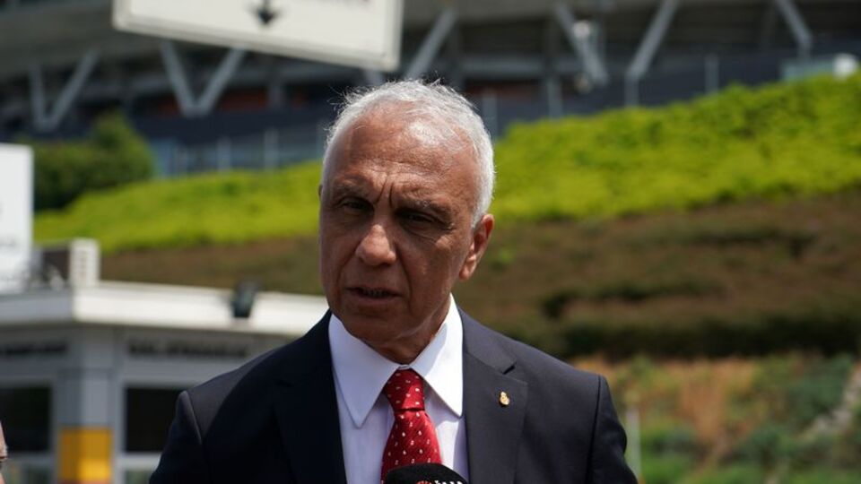 Galatasaray'da Yusuf Akçiçek isyanı!