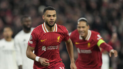 Liverpool'a Gakpo ve Gomez'den kötü haber!