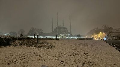 Edirne'de kar etkisini artırdı
