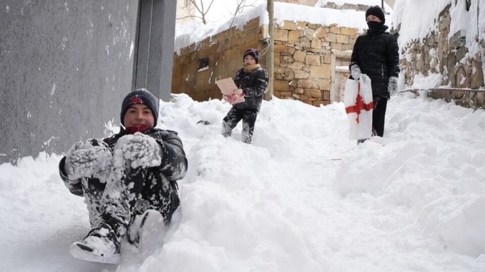 Peş peşe kar tatili haberi... Birçok ilde eğitime ara!