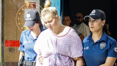 Yeni doğan bebeğini klozete bırakan anneden şaşırtan istek!