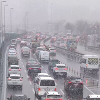 İstanbul'da trafik felç oldu!