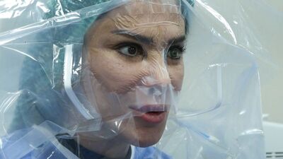 Göz rengi değiştirme ameliyatlarına yüksek talep