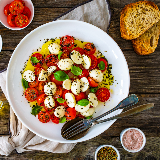 Caprese salatası tarifi!