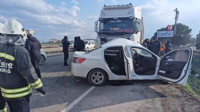 TIR ile otomobil çarpıştı: 1 ölü, 2 yaralı