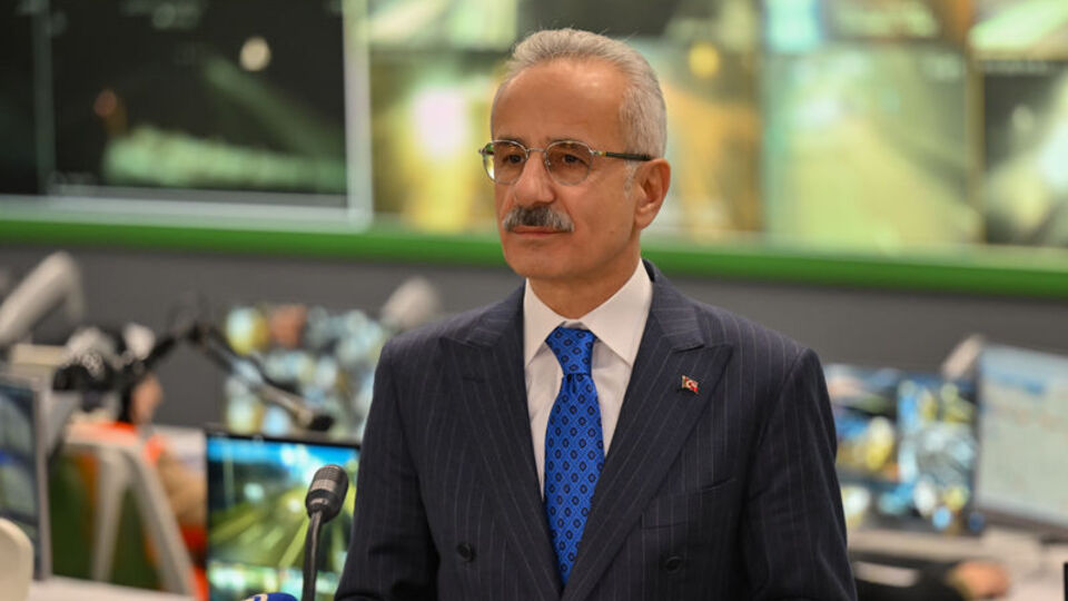 Bakan Uraloğlu'ndan sürücülere uyarı