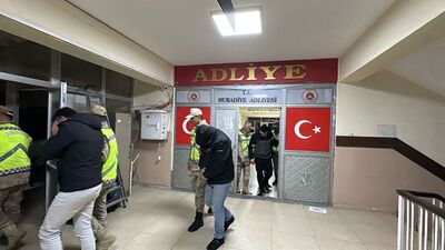 Van'da göçmen kaçakçılığı operasyonu: 5 tutuklama