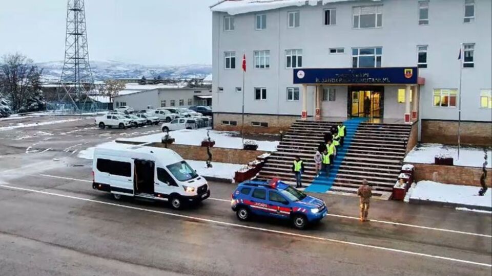 Senetle 200 milyon liralık dolandırıcılığa 4 gözaltı