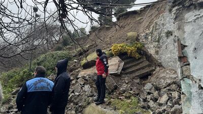 Beşiktaş'ta toprak kayması!