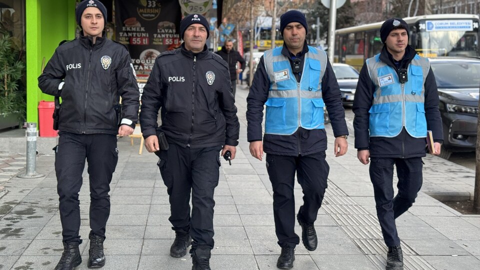 Çorum'da 3 kişiye "izmarit" cezası