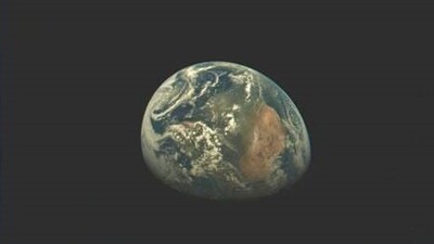 Dünyanın uzaydan yeni görüntüsü