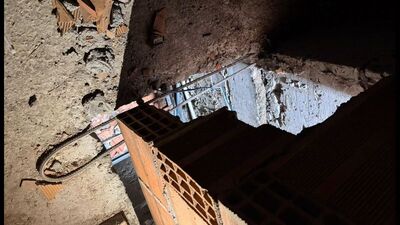 Tavanı kırıp daireye giren zanlı yakalandı