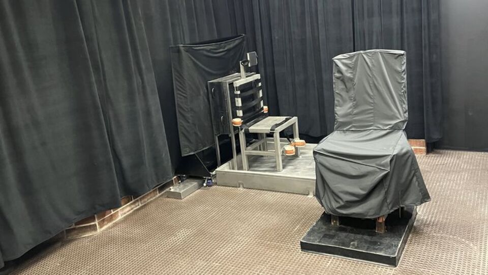 Mahkum silahla idam edilmeyi tercih etti