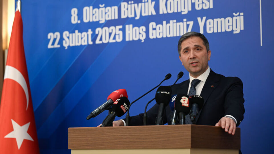 AK Parti'de kongre öncesi akşam yemeği