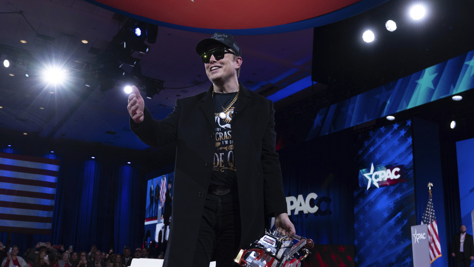 "Musk'ın Kanada vatandaşlığı iptal edilsin" kampanyası