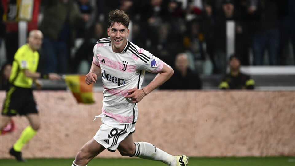 Juventus, üç puanı tek golle aldı!