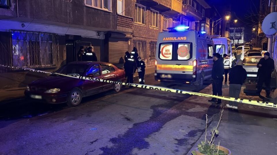 Çocukların önünde kardeşini ve yengesini öldürdü!