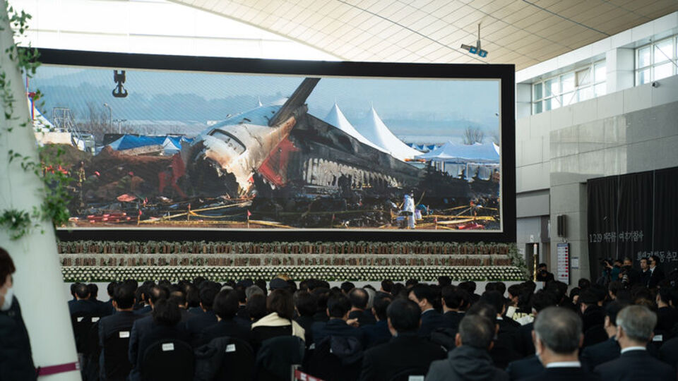 Güney Kore'de ölümcül kazanın yaşandığı havalimanı yeniden açıldı