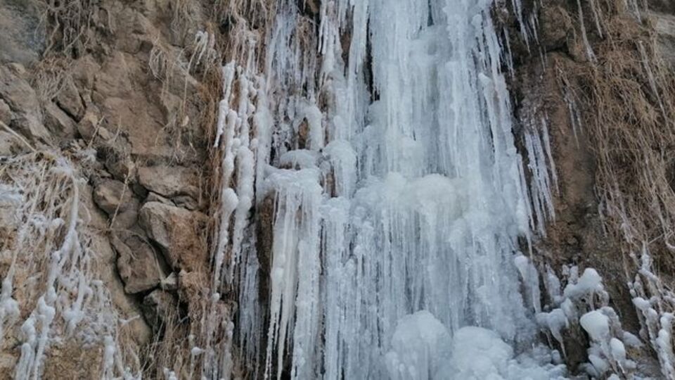 Amasya'da şelaleler dondu