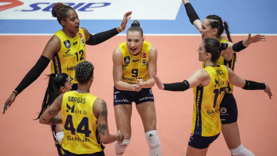 Fenerbahçe Medicana, Zerenspor'a set vermedi!