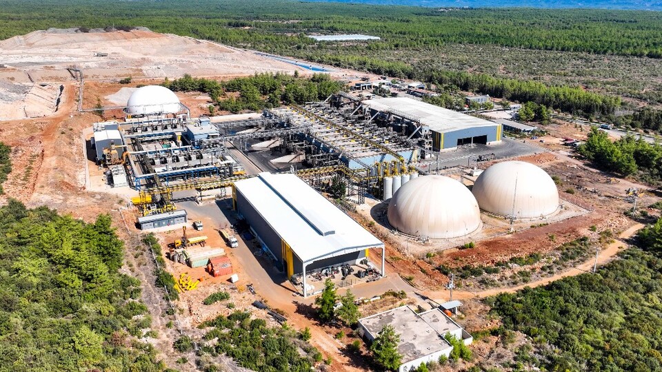 Antalya'da 89 bin 800 hanenin elektriği çöpten