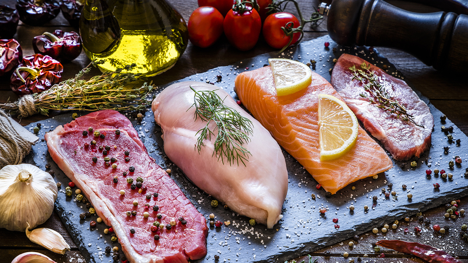 Kırmızı et ve balık beraber yenir mi?