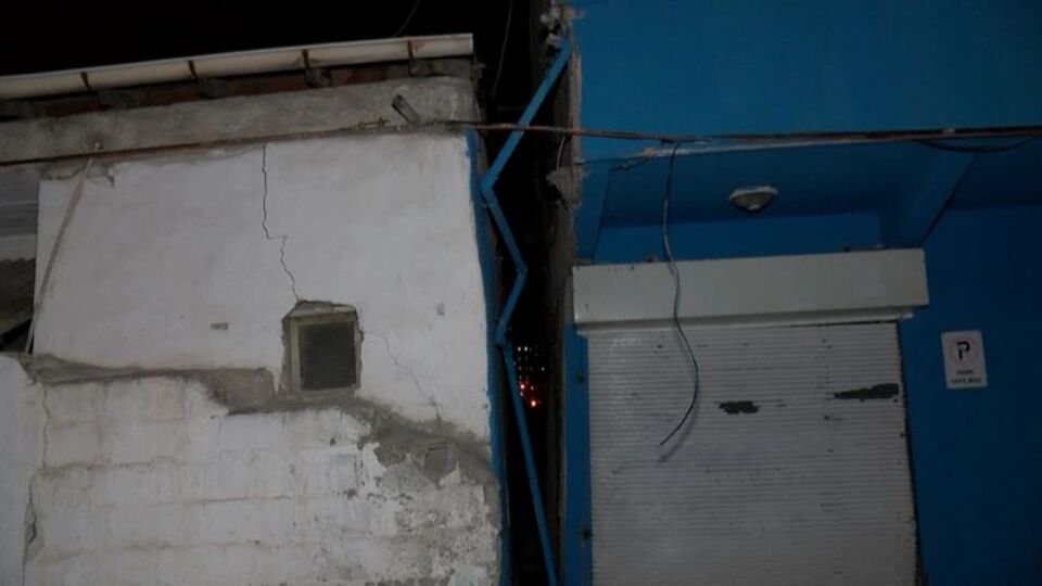 İnşaatın ardından mahallede toprak kaydı