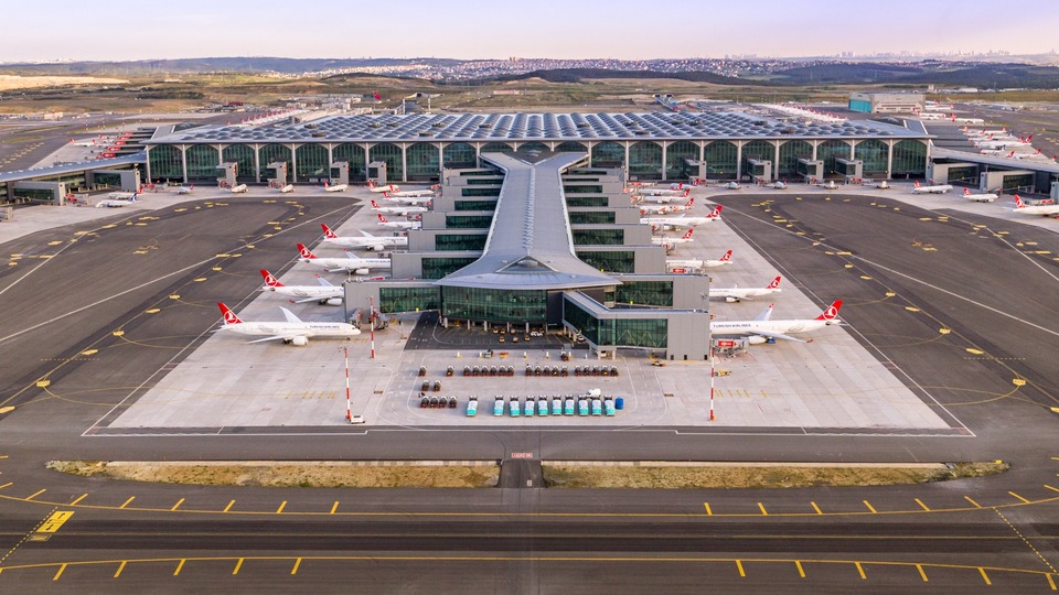 İstanbul kargoda Frankfurt'u solladı