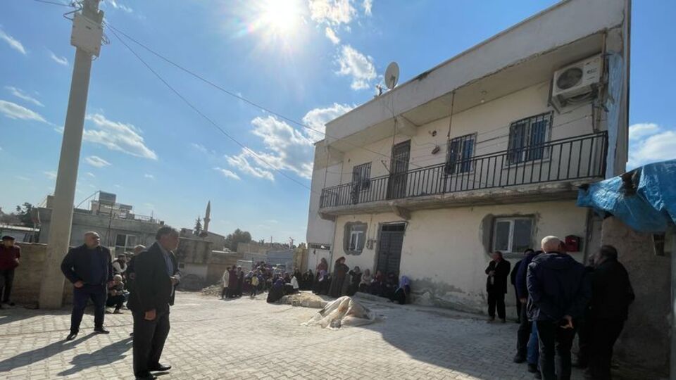 Komşu aileler silahlarını çekti! Karı koca öldü! Kanlı arazi!