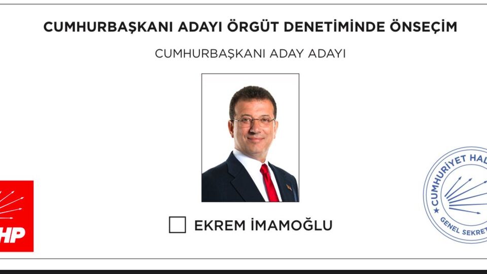 CHP'de oy pusulaları basıldı
