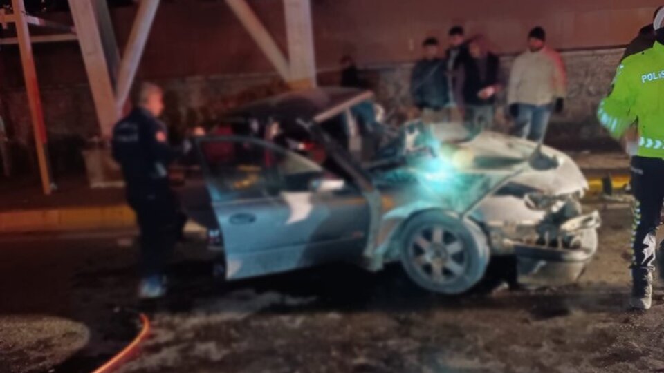 Şanlıurfa'da otomobil devrildi: 1 ölü, 1 yaralı