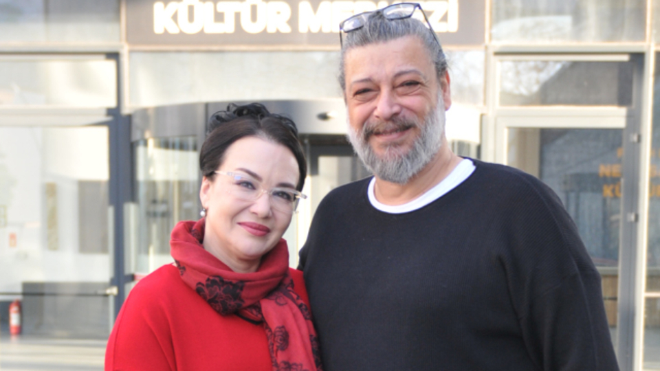 Deniz Uğur'dan sert eleştiriler