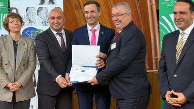 Edremit'e "Yerel Yönetim Ödülü"