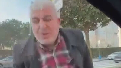 Cipin önünü kesti, camına tükürdü