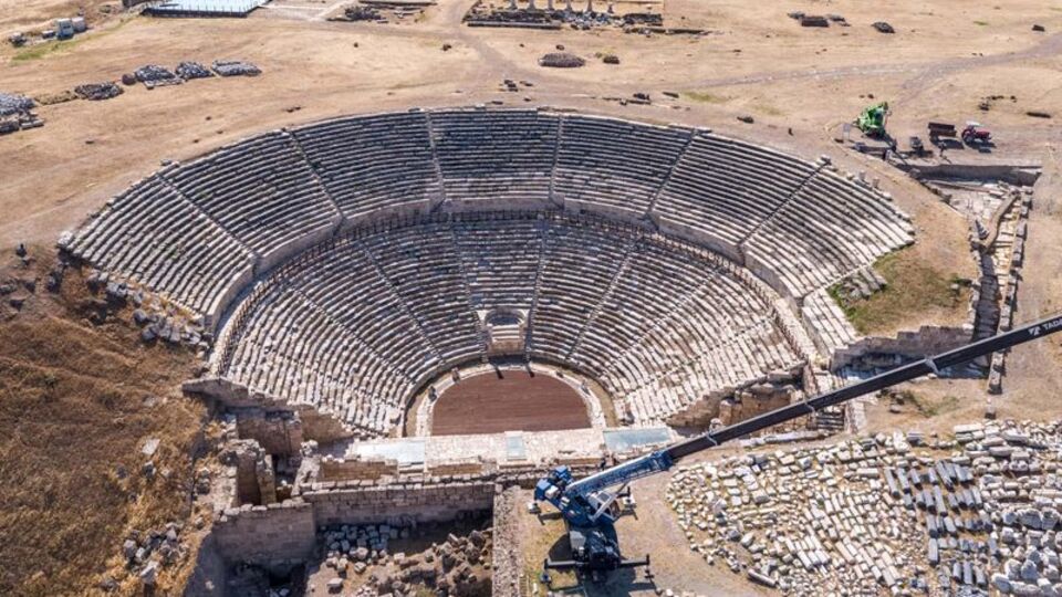 Laodikya 2 bin 200 yıl öncesine döndürüldü